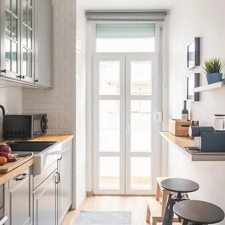 Apartment Plum Guide - The Cinquain